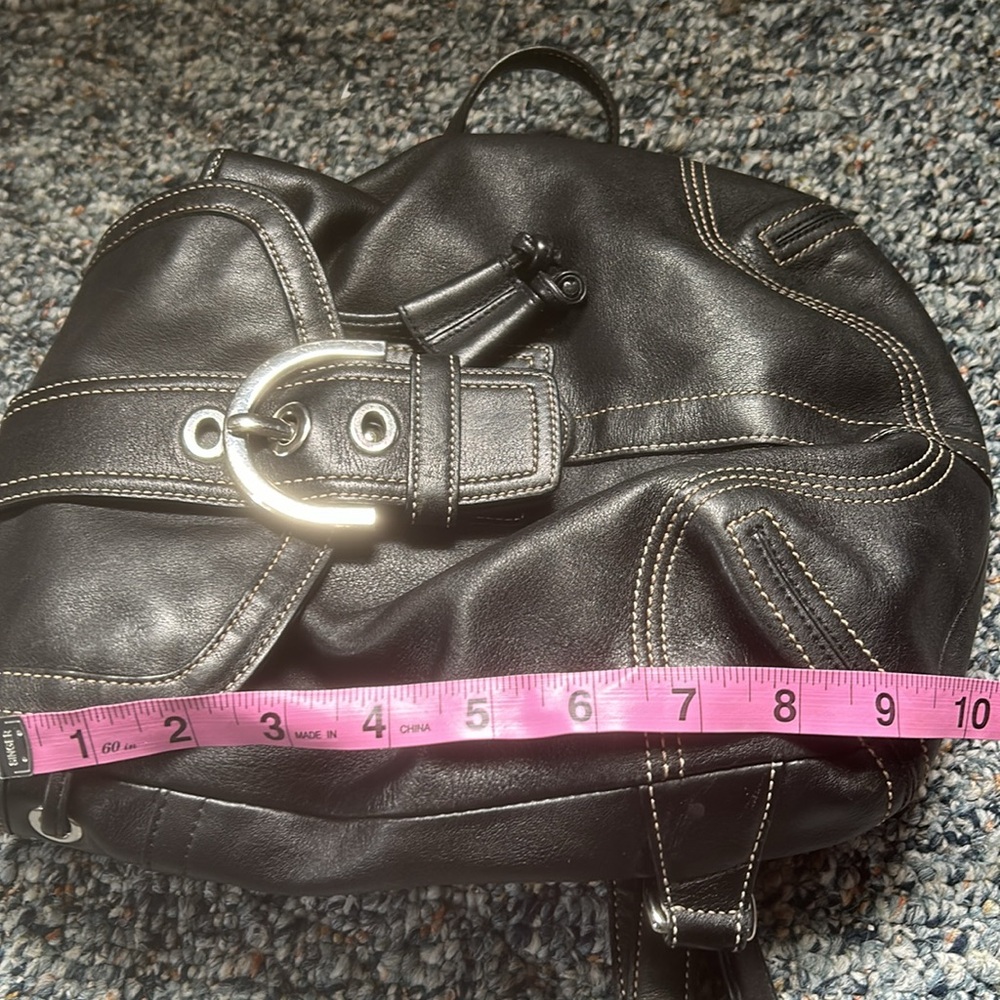 REDUCED!!Pre-Owned authentic leather coach backpack - Picture 11 of 11